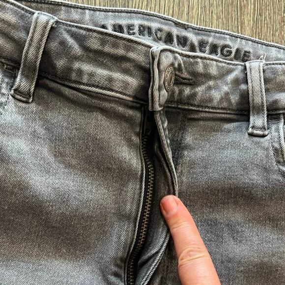 American Eagle Hi-Rise Jegging Jeans Super Stretch Distressed Denim Grey Size 10 - Picture 6 of 12